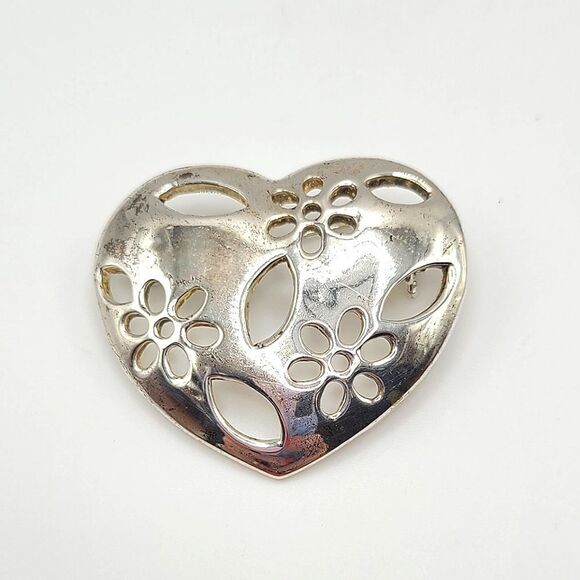 Preco Heart Brooch Pin, silvertone - Picture 1 of 6